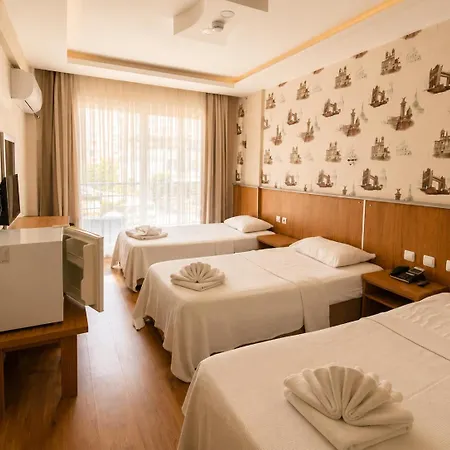 Hotel Mood 3*